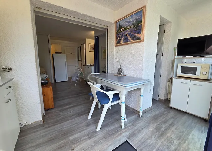 Apartment 065 Cap D'agde Piscine Parking Proche Village Naturiste *